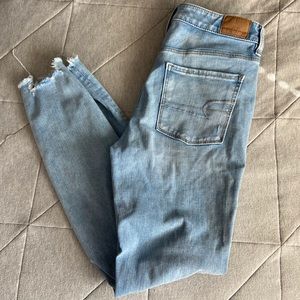 american eagle high waisted jeans